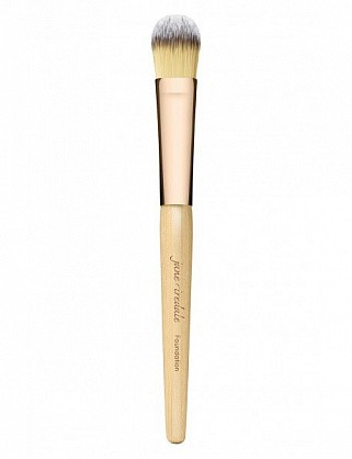 кисть для нанесения базы - foundation brush